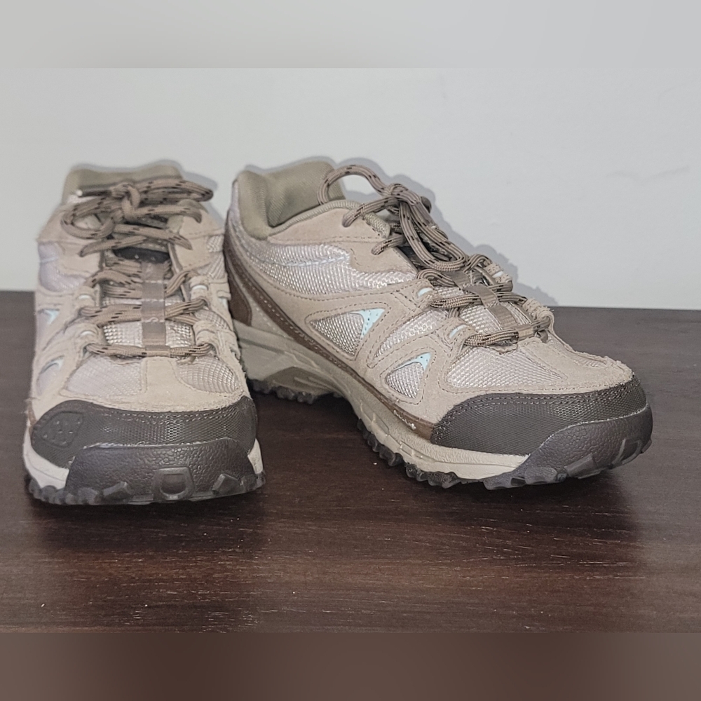 New Balance Brown Hiking Athletic Shoes - Picture 5 of 10